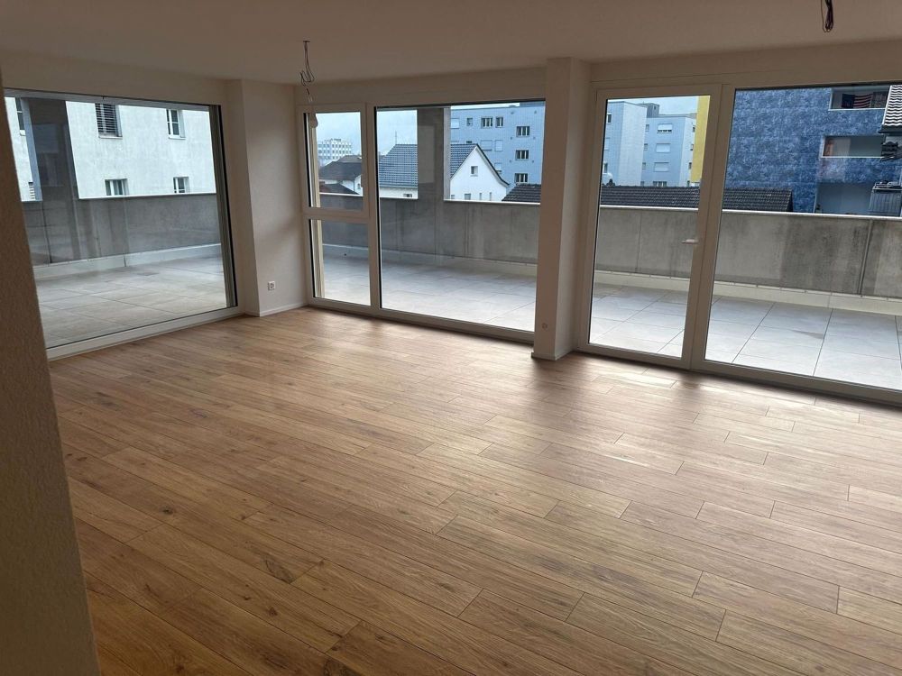 Neubau: Komfortable helle 3.5 Zimmer Wohnung - Bild 2
