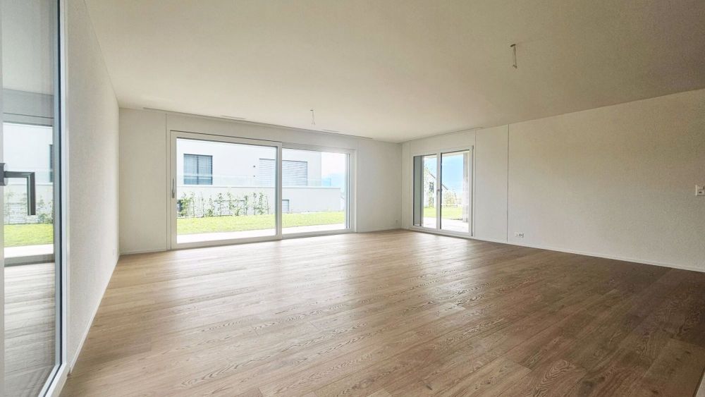 Gartenwohnung mit grossem Gartensitzplatz in ruhigem Wohnquartier - Bild 2