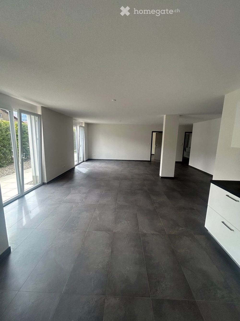 Geräumige 3.5-Zimmer-Neubauwohnung mit großer Terrasse – Courtételle - Bild 3