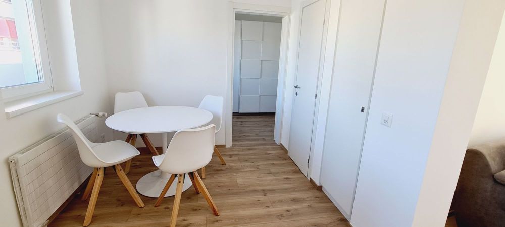 Wunderschöne 2.5-Zimmer-Wohnung mit separatem Ankleidezimmer - Bild 2