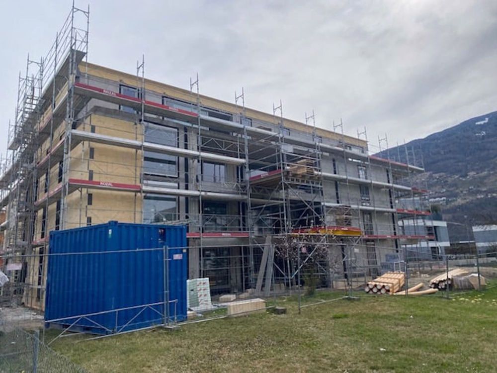 Zu vermieten - Magnifique Appartement NEU 2.5 Zimmer im Erdgeschoss (Terasse und Garten) – Sion - Bild 3
