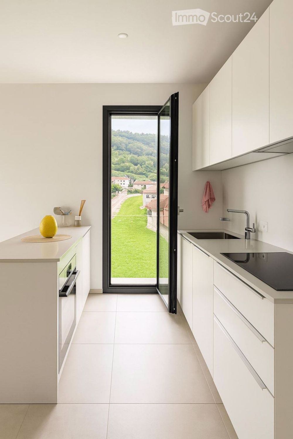 Moderne 2.5-Zimmer-Wohnung in Monteggio mit Panoramablick - Bild 2
