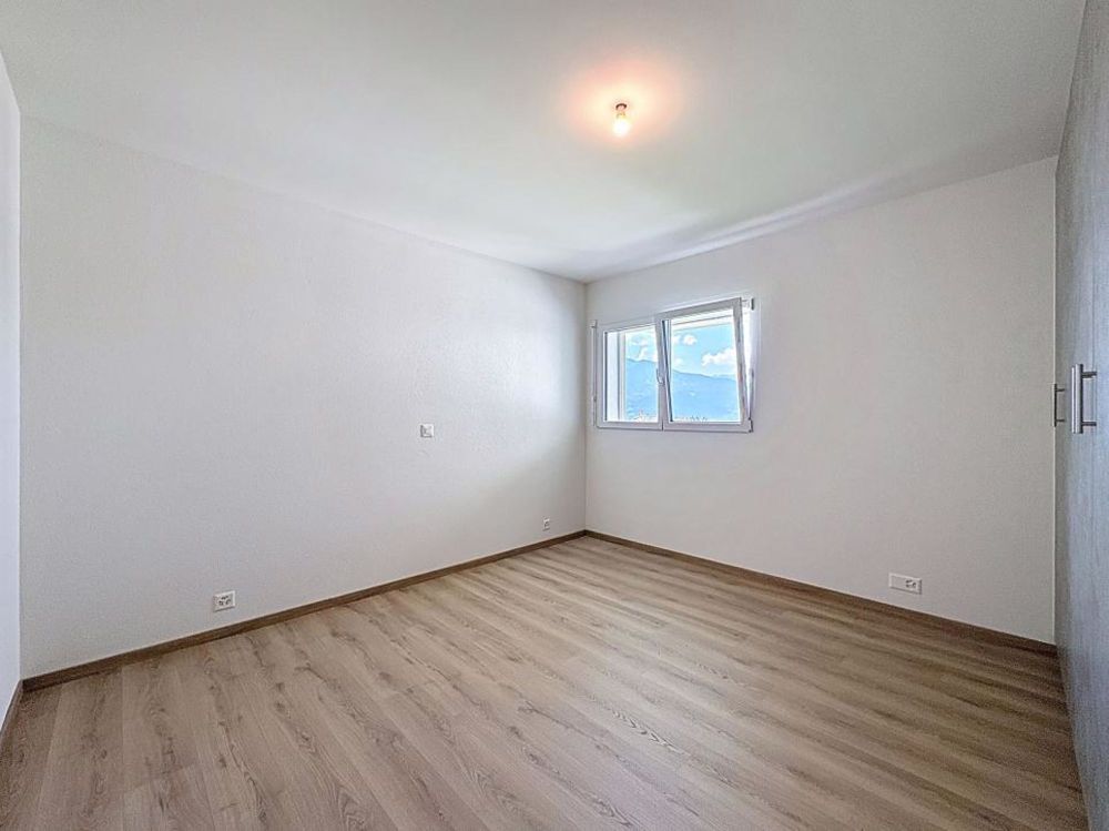 Grand 3.5 pièces de 100m2 avec terrasse et jardin privatif - Bild 13