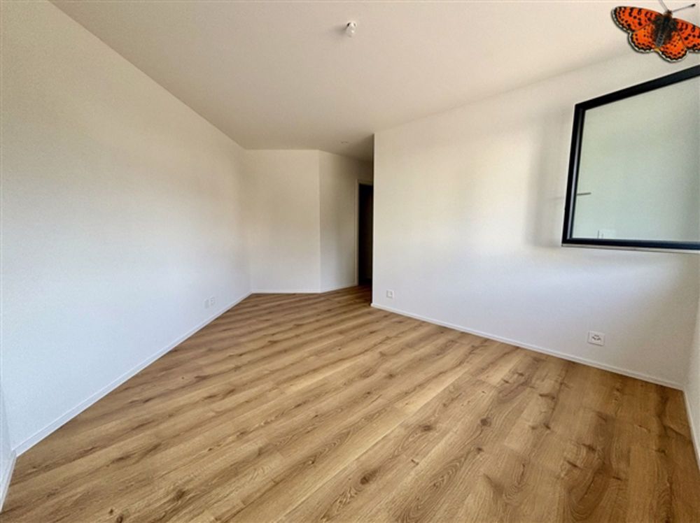 SELTEN! HERRLICHE 4 1/2 ZIMMER IM ERDGESCHOSS - Großer Garten & Terrasse! - Bild 3