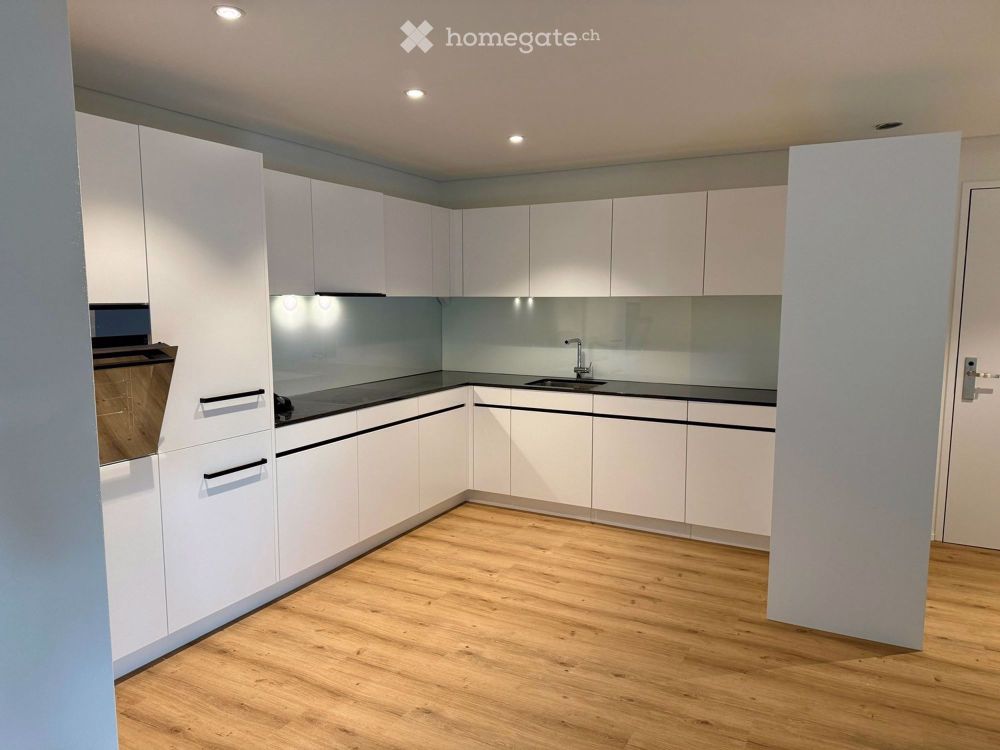 Moderne 3.5-Zimmer-Wohnung mit Balkon in Rapperswil SG - Bild 2