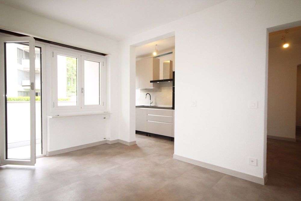 Geräumige 2,5-Zimmer-Wohnung mit Parkplatz. Erstbezug - Bild 1