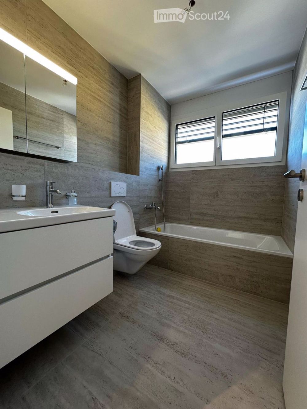 Moderne 4.5-Zimmer-Attikawohnung - Neubau 2025 (Erstbezug) - Bild 7