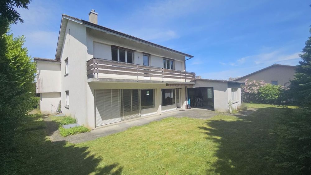 Freistehendes Einfamilienhaus in Jegenstorf - Bild 2