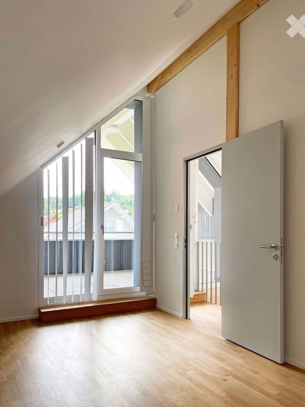 Moderne 4.5-Zimmer-Duplex-Wohnung in Bachenbülach - Bild 8