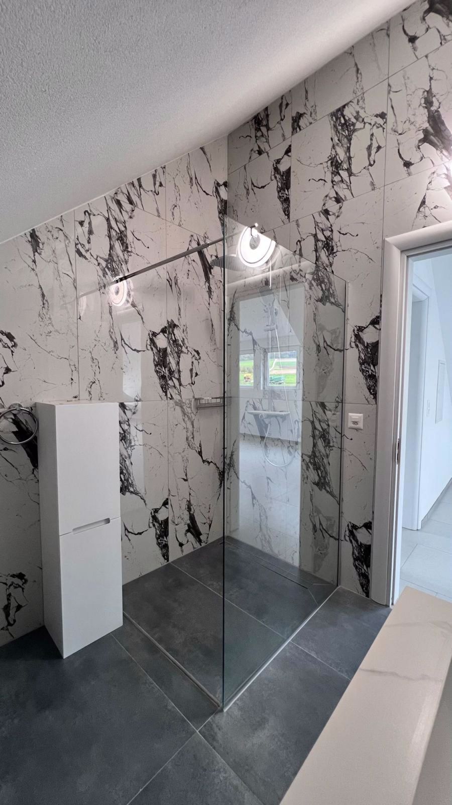 Moderne 2.5-Zimmer-Dachwohnung in Leuggern - Neubau 2025 - Bild 5