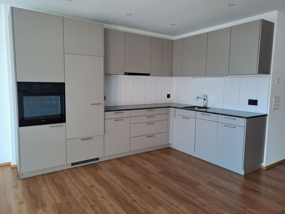Helle 3.5 Zimmer-Wohnung - Bild 1
