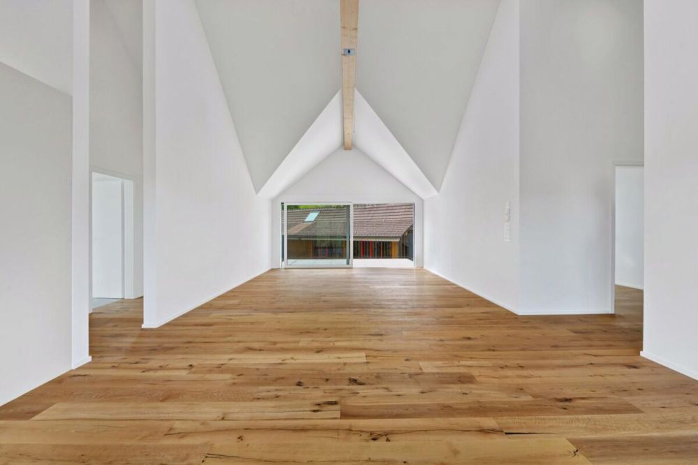 ERSTVERMIETUNG: Ihr neues Zuhause mit Weitblick: Lichtdurchflutete 3.5-Zimmer-Dachwohnung voller Charme in Bussnang - nahe Weinfelden - Bild 7