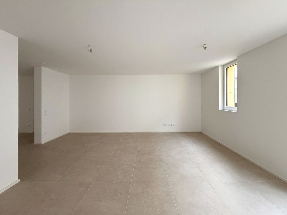 Neue und geräumige 4.5-Zimmer-Wohnung in Cadro - Bild 3