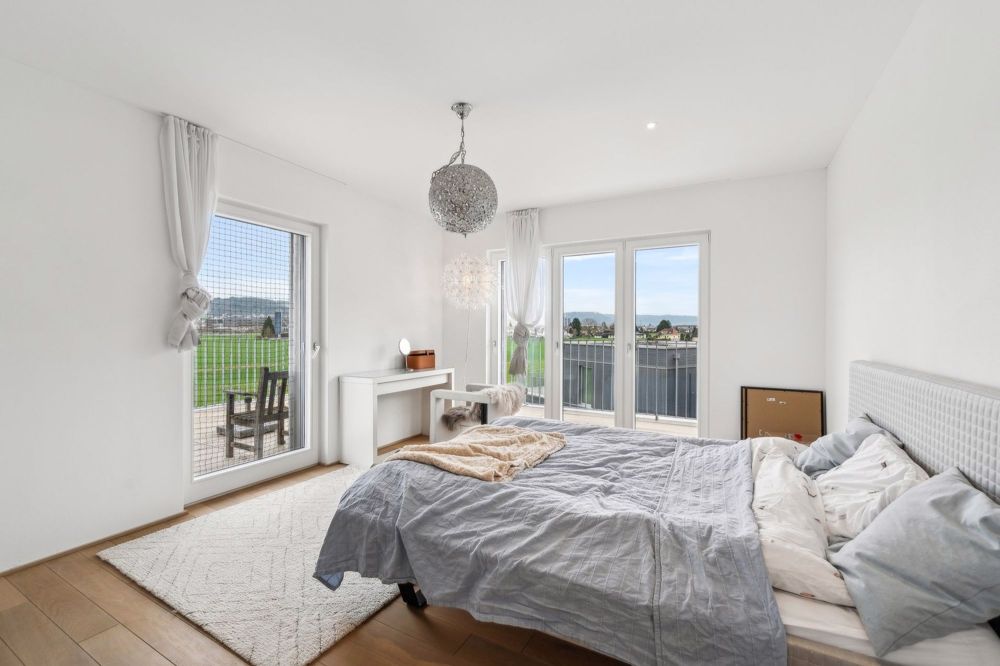 Neue 4.5 Zi. Maisonette-Wohnung 140m2 & 70m2 Terrassen - nur 2 Wohnungen im Haus! - Bild 7