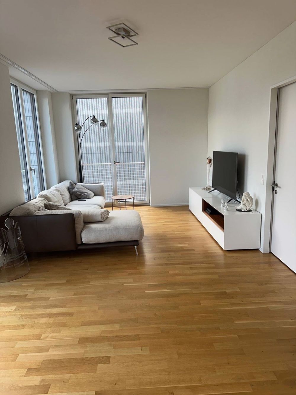 Moderne 4.5-Zimmer-Wohnung in Kriens - Bild 2