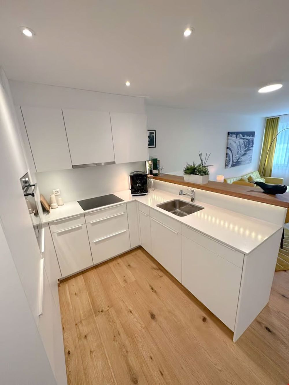 Modern sanierte und altersgerechte 2.5 Zimmerwohnung - Bild 4