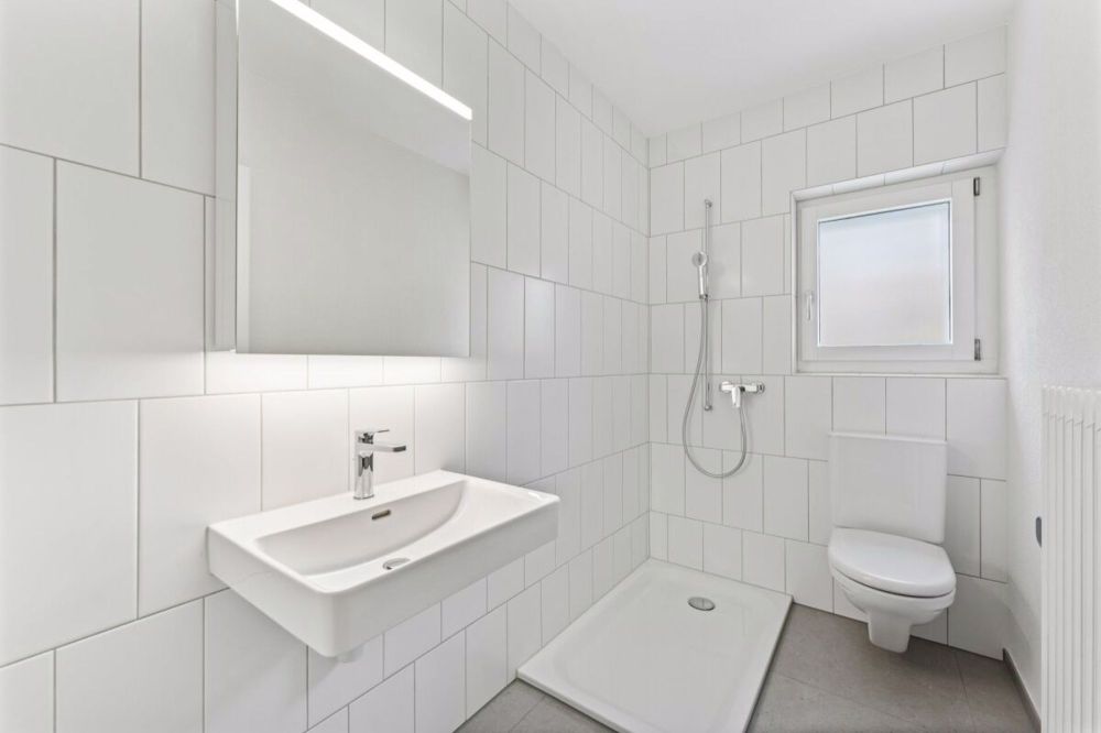 Erstbezug nach Renovation - 1.5-Zimmerwohnung im Hochparterre - Bild 12