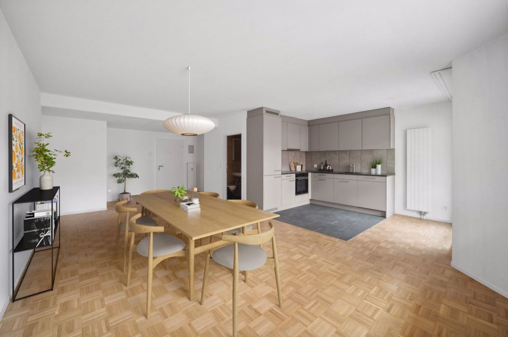 Grosszügige, frisch sanierte 2.5-Zimmerwohnung an bester Lage - Bild 1