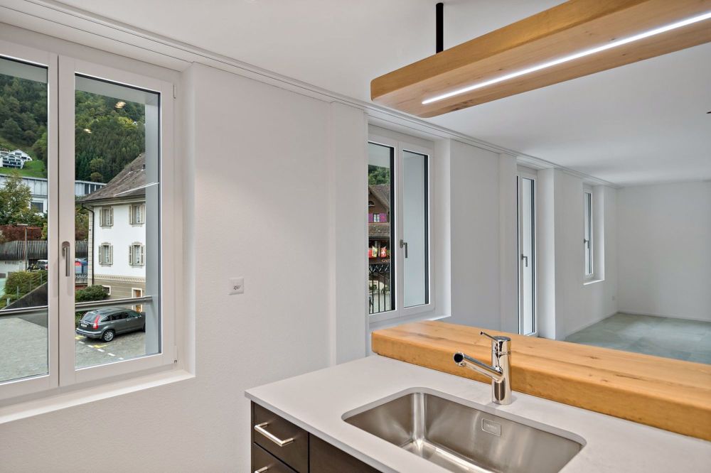 Neubau 3.5 Zi. Wohnung - Erstbezug mit Lift - Kochen mit Ausbilck