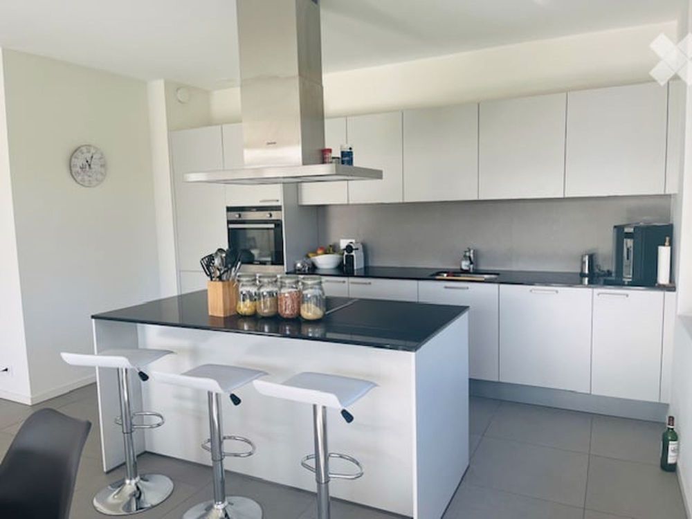 Zu vermieten – Superbe Apartment 4,5 Zimmer mit Garten und 2 Innenparkplätzen in Mies - Bild 3