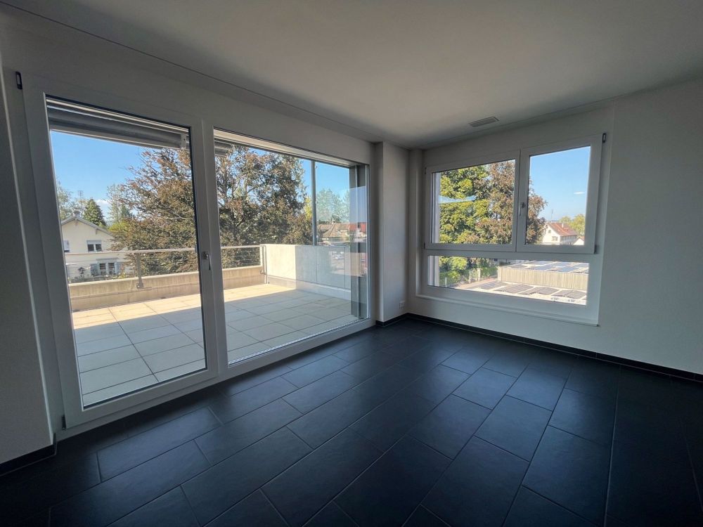 Moderne 4.5-Zimmer-Dachwohnung mit Panoramablick - Bild 4
