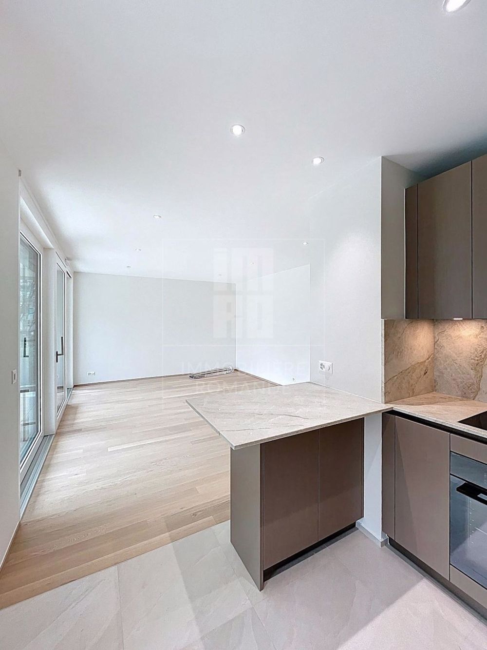 Magnifique 3 pièces neuf avec terrasse de 28 m2 - Bild 2