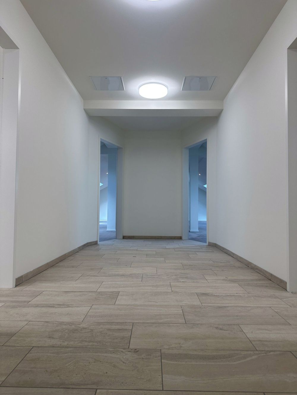 1. Mietzins geschenkt, Moderne 1-Zimmer-Dachwohnung in Marthalen ZH – Erstbezug nach Anbau ! - Bild 1