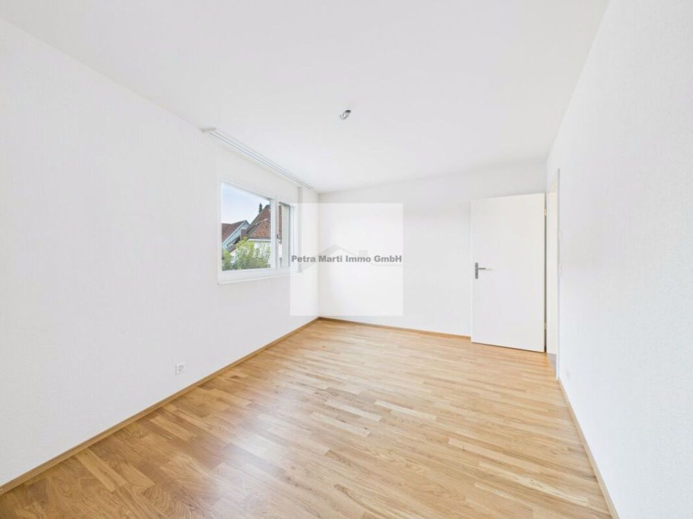 4.5-Zimmerwohnung im Erdgeschoss - Zimmer 2