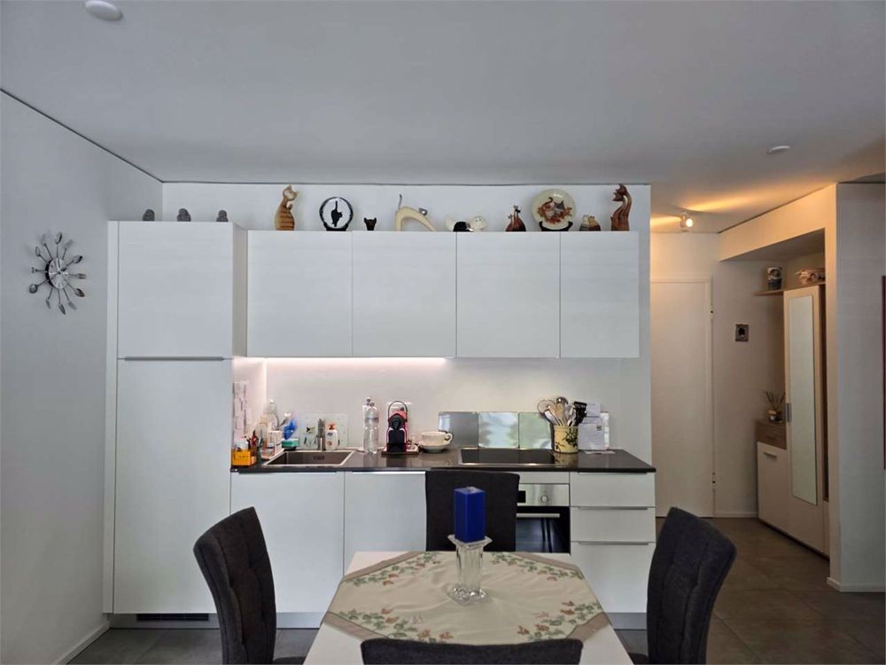 Neue 2.5-Zimmer-Wohnung mit Terrasse und Waschküche in einem Haus - Bild 7