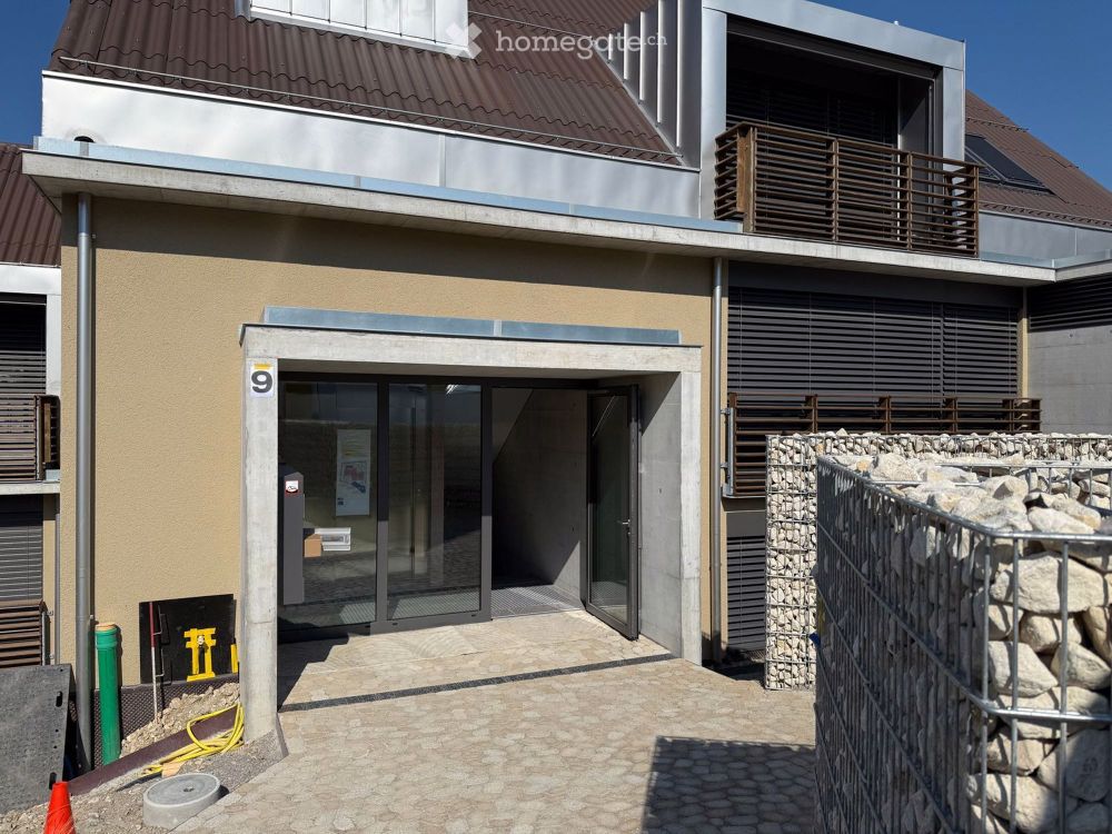 Attraktive "Flagschiff" Dach-Wohnung im "Kurort-Look" mit Aussicht auf Reigoldswil - Bild 10