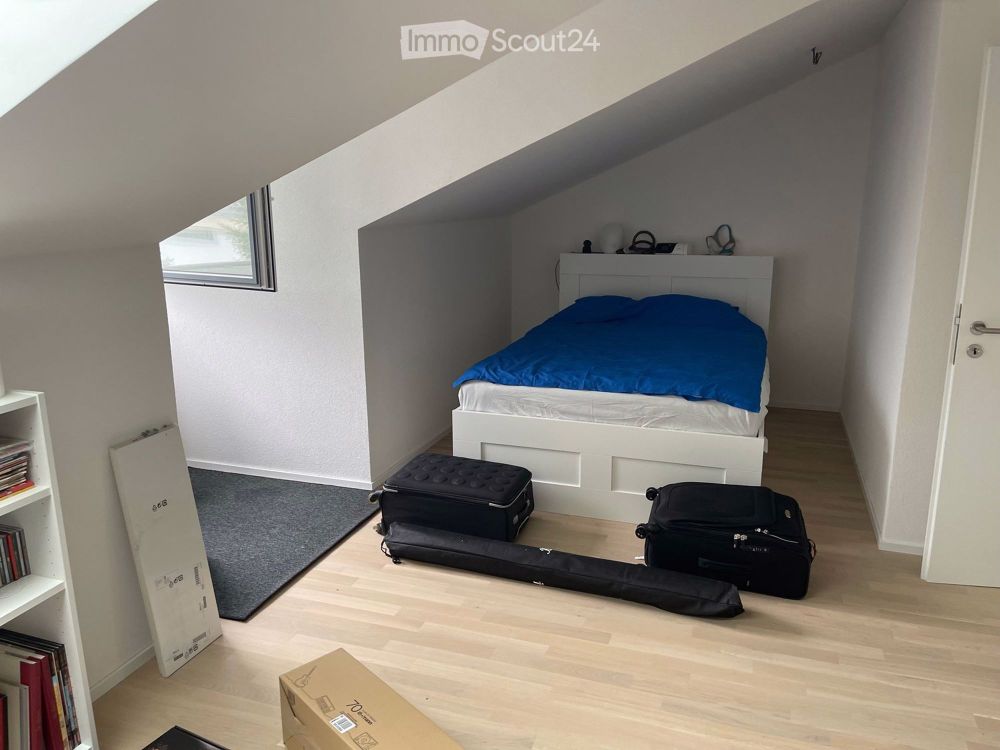 Mansardenwohnung 2.5 Zimmer neu mit Garage in Cugy VD - Bild 8