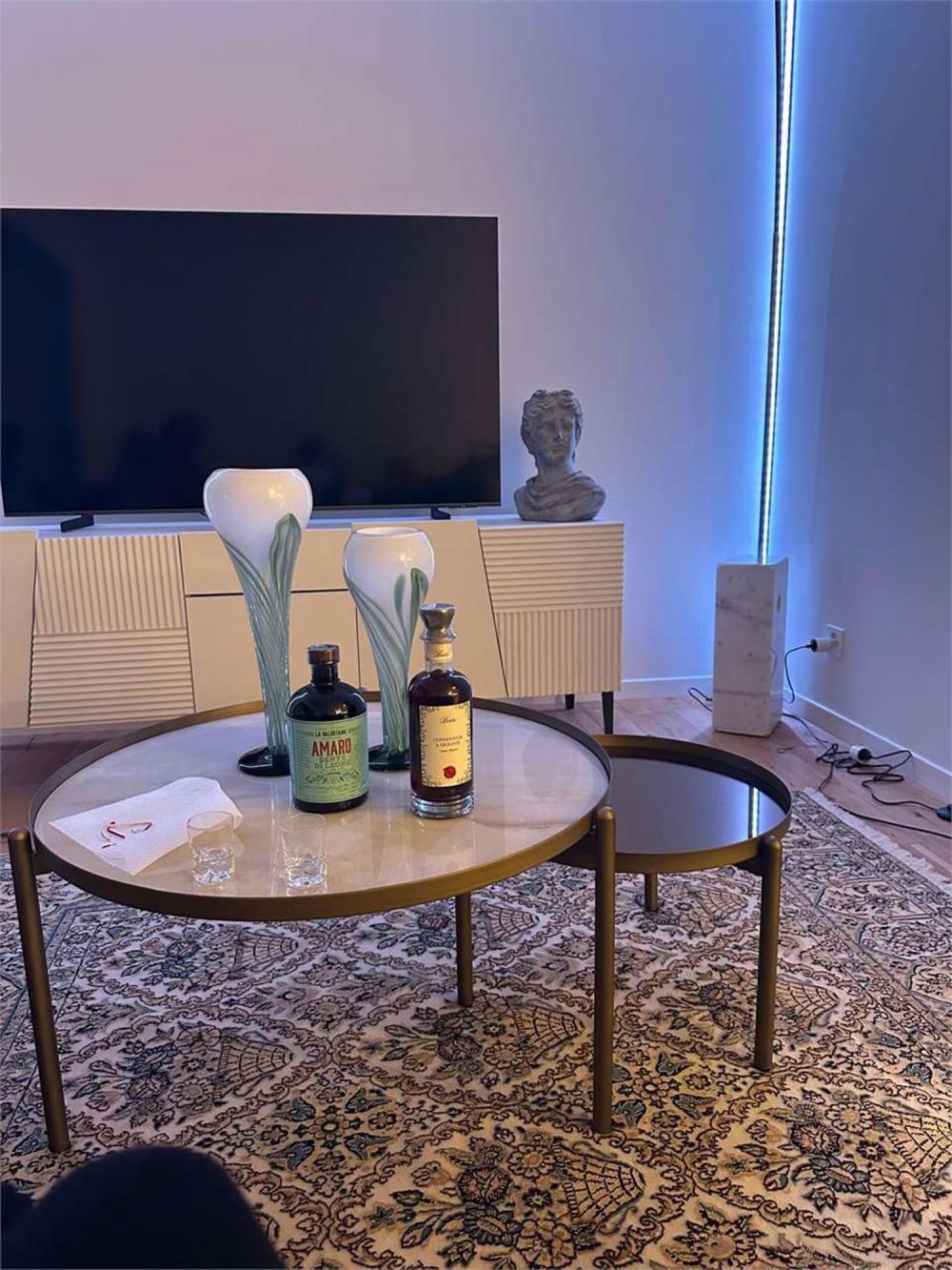 Neue möblierte 4.5-Zimmer-Wohnung mit Terrasse - Bild 3