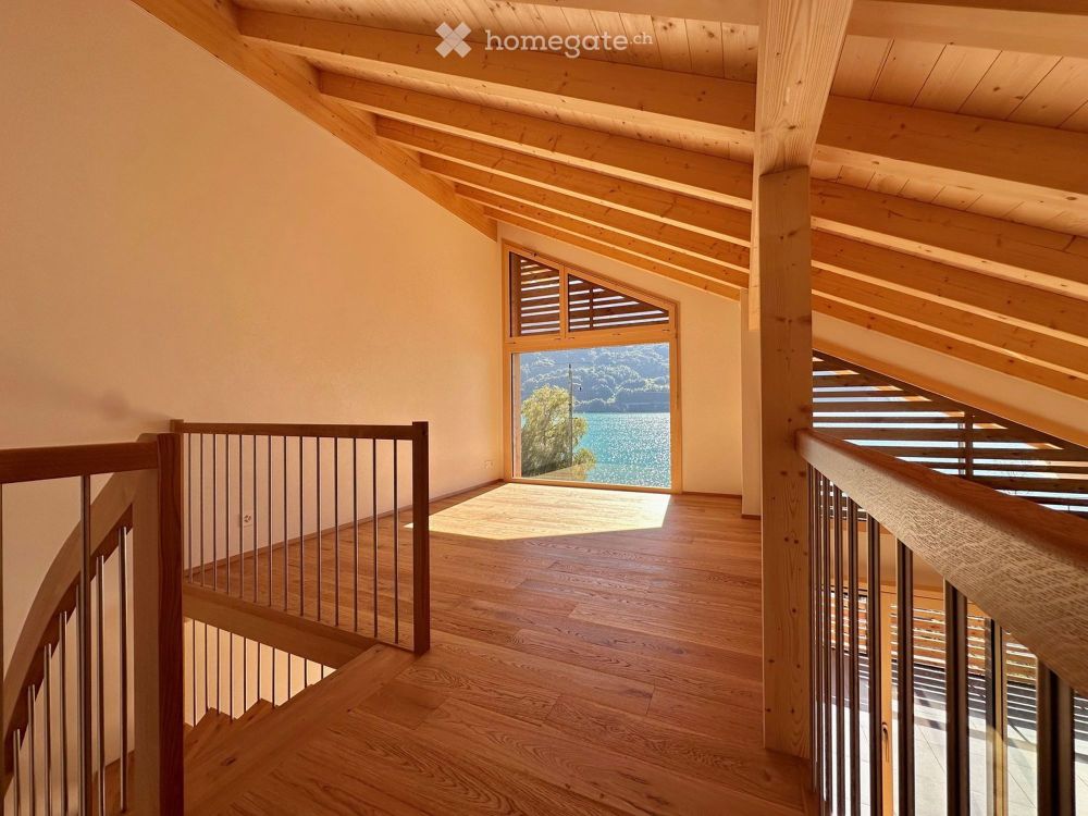 Exklusive Maisonette im Erstbezug – modernes Holzchalet mit Seepanorama und Loft-Charakter (WEST) - Bild 8