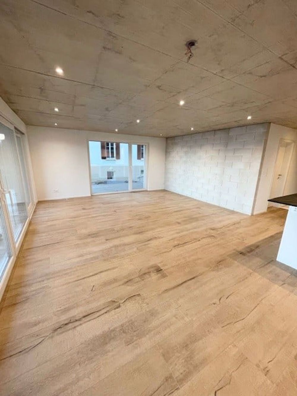 Appartement neuf et unique de 4,5 pièces avec vue imprenable sur le lac et les Alpes - Bild 5