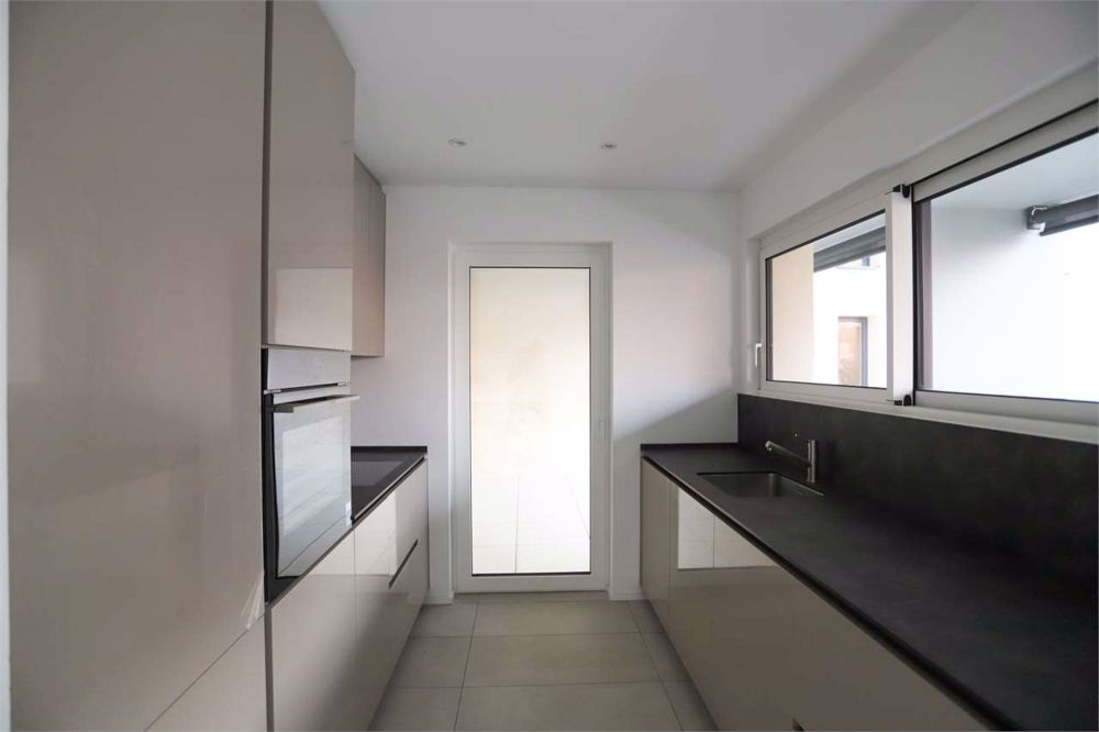 2,5 Zimmer mit großer Terrasse/Garten - Neubau - Bild 4