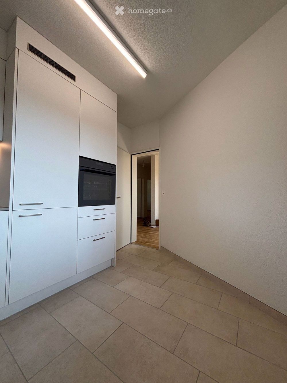 Komplett sanierte Dachgeschosswohnung zum Erstbezug - Bild 4