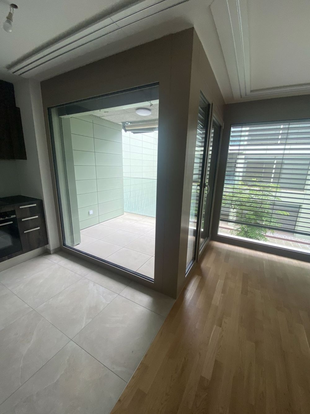 Studio neues Apartment im 2. Stock in einer neuen Konstruktion - balcon