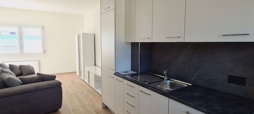 Wunderschöne 2.5-Zimmer-Wohnung mit separatem Ankleidezimmer - Bild 3