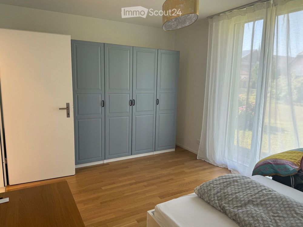 Moderne 2.5-Zimmer-Wohnung mit Balkon in Gretzenbach - Bild 3