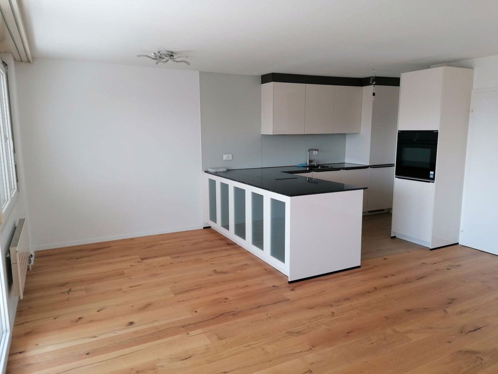 Erstbezug nach hochwertiger Sanierung ? stilvolle 3.5-Zimmer - Bild 1