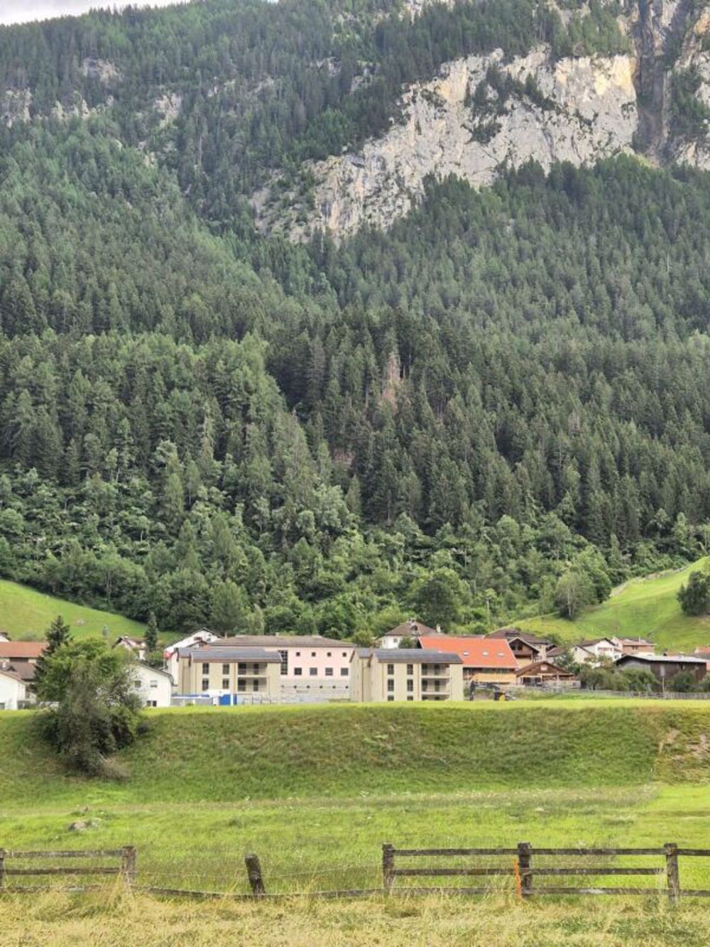 1.5 Zimmer-Wohnung (Studio), Mitten in den Bergen - mitten im Dorf - Bild 7