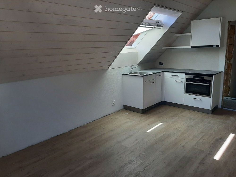Charmante 2.5-Zimmer-Wohnungen im Dorfkern Einsiedeln mit grosser Terrasse - Bild 4
