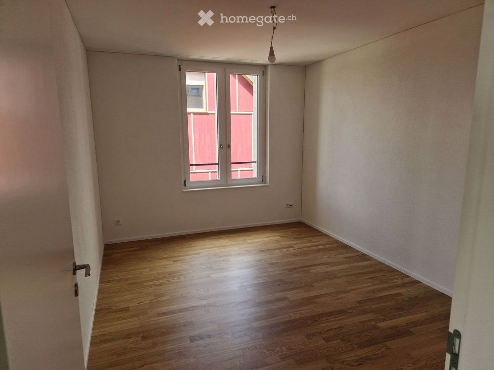 Moderne 4.5-Zimmer-Maisonette-Wohnung in ruhiger Lage von Ossingen - Bild 5