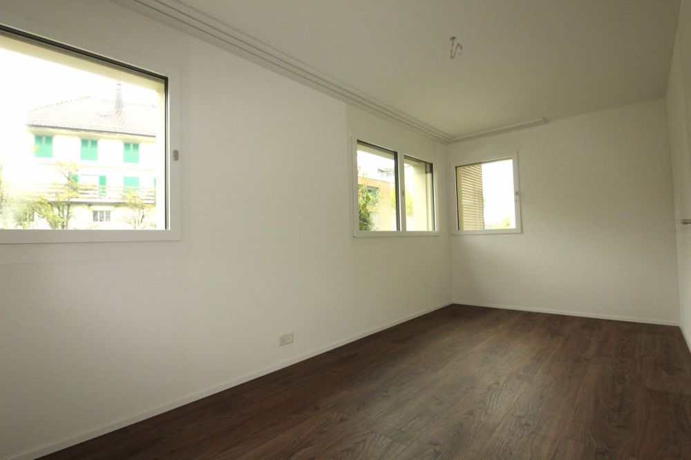 4.5-Zimmerwohnung mit höchstem Komfort im Steuergünstigen Wollerau zu vermieten - Bild 6