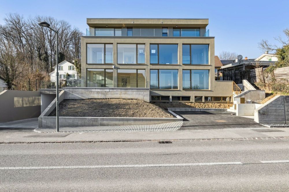 4.5-Zimmer Maisonettwohnung Erstvermietung - Fassade strassenseitig
