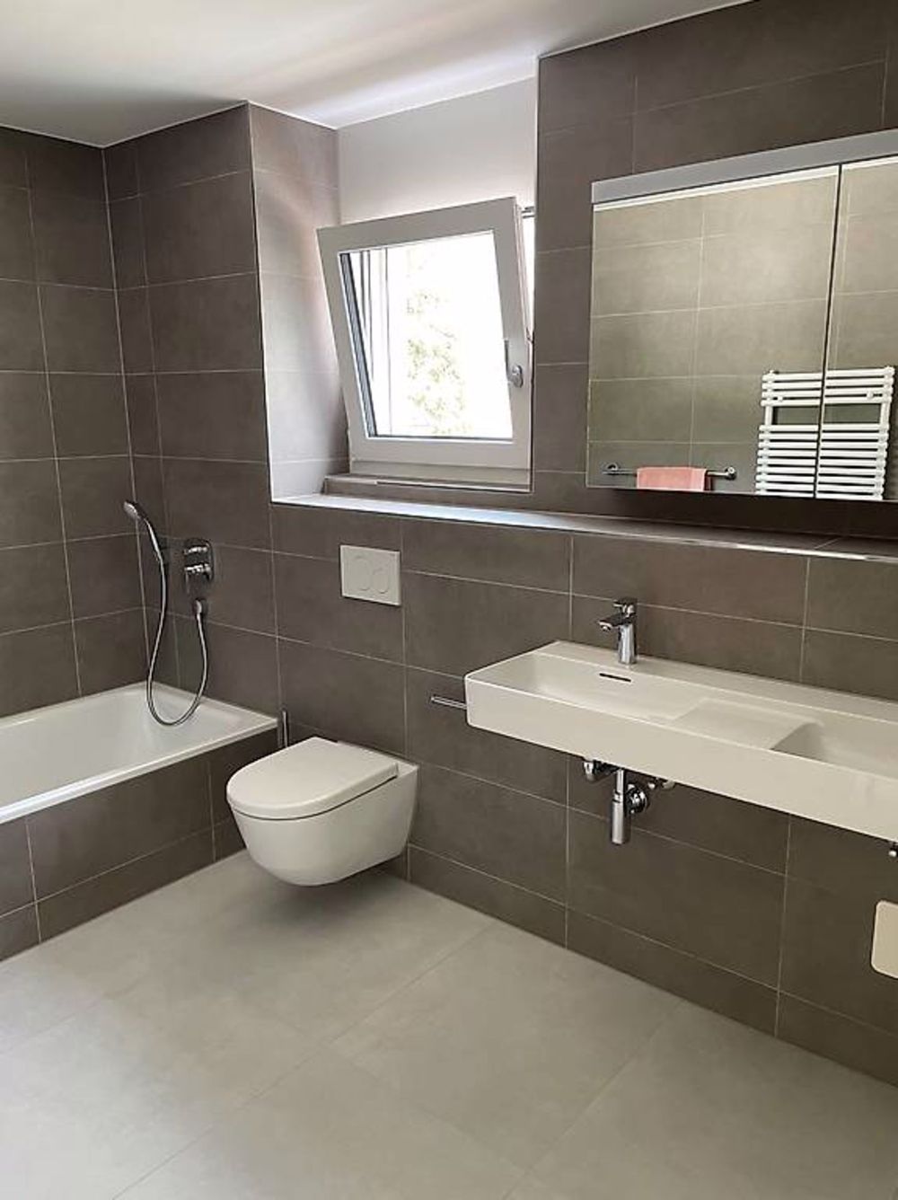4.5 Zimmer Attika Wohnung - Bild 5
