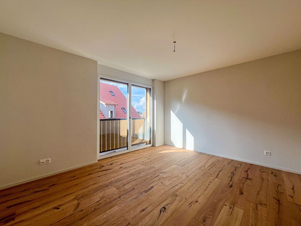 Erstbezug in 4.5-Zimmer-Wohnung mit hohem Wohnkomfort und Ausbaustandard - Bild 2