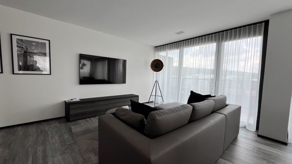 Moderne möblierte 2.5-Zimmer-Erstbezug-Wohnung mit Aussicht in Dübendorf - Bild 5