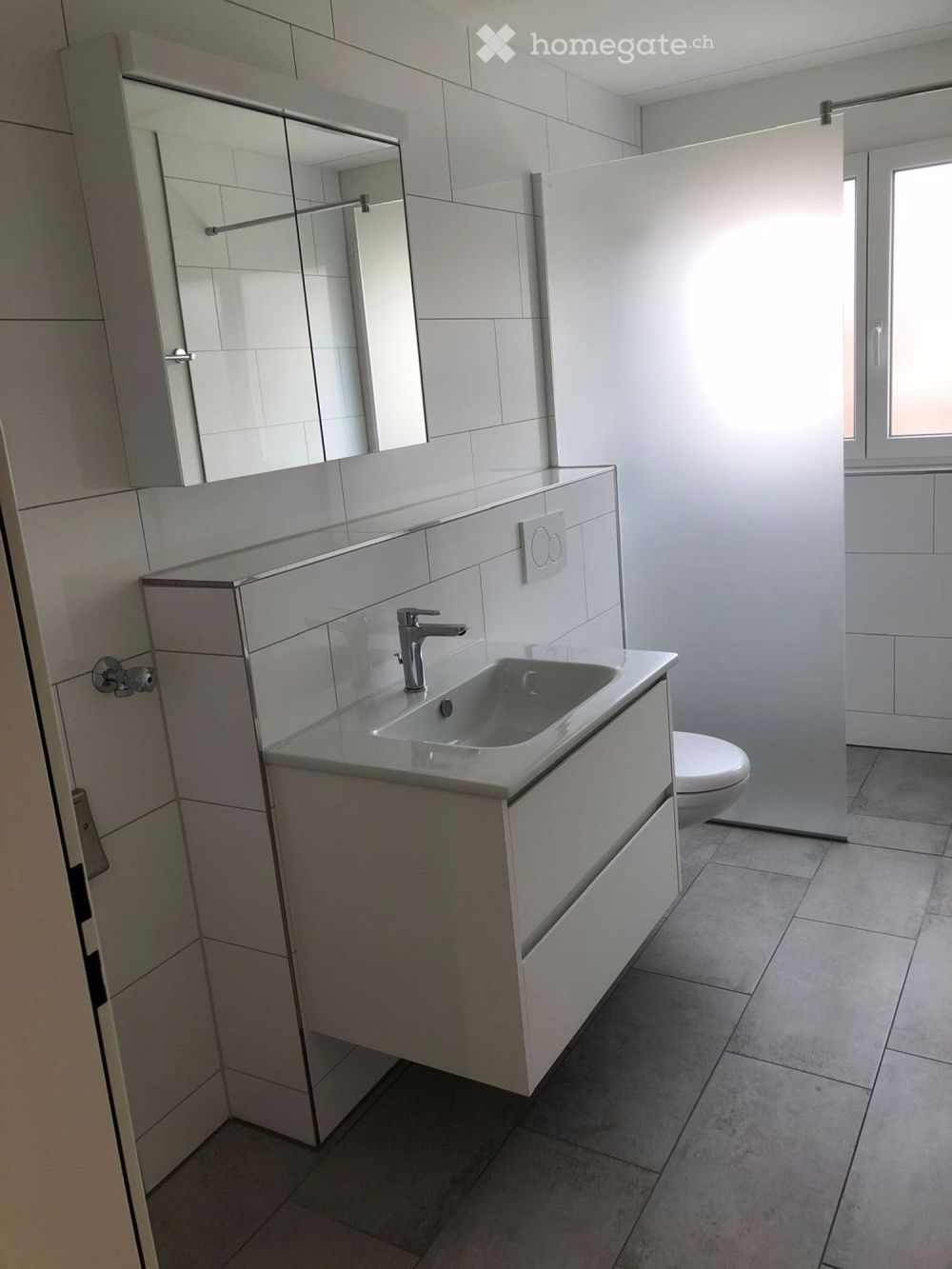 Moderne 3.5-Zimmer-Wohnung mit Balkon in Altstätten SG - Bild 2