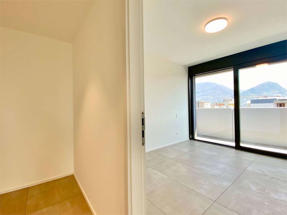 Elegantes Appartement mit Terrasse in Breganzona, Neubau - Bild 3